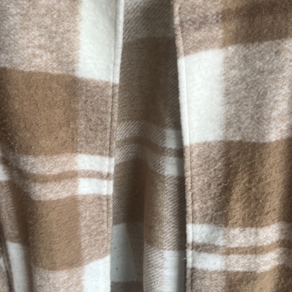 Beautiful fall jacket: - Picture 3 of 3